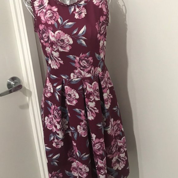 Best Collection Other - Girl's Dress Sleeveless Purple Floral Print Lined Sz 14Au VGUC+